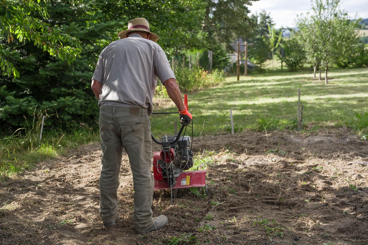 Read more about the article My First Impressions of the Venux 20V Electric Garden Tiller